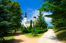 Šišatovac Monastery (1545-1550) - serbia.com