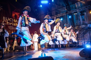 Romanian Folk Dancers